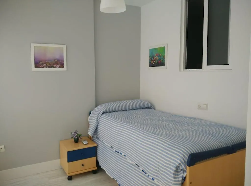 Apartamento Cristal, Centrico, Luminoso, Amplio, 3 Dormitorios トレモリノス