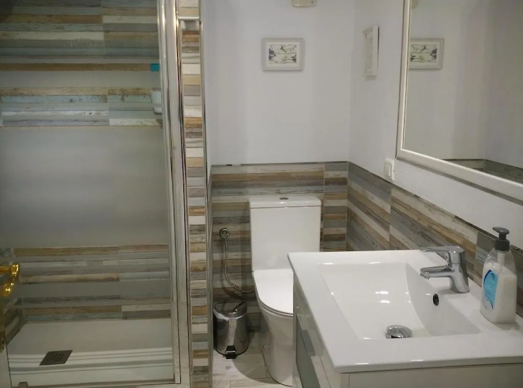 Apartamento Cristal, Centrico, Luminoso, Amplio, 3 Dormitorios トレモリノス