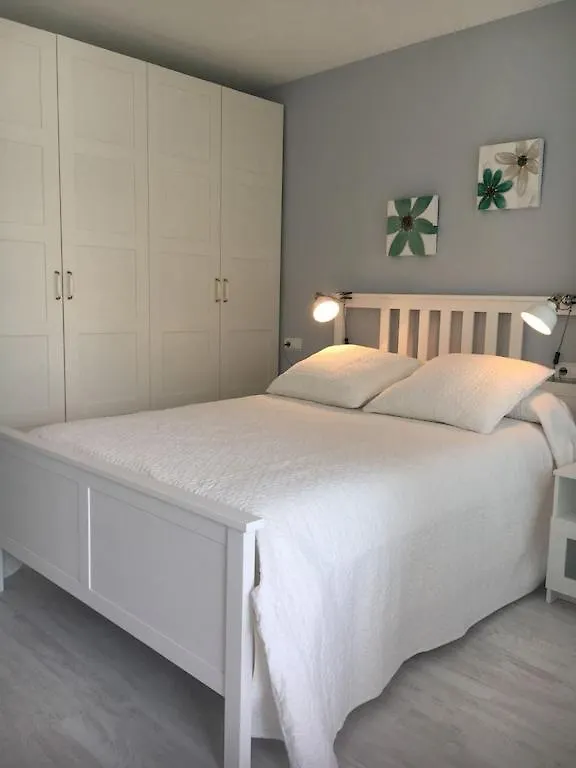 Apartamento Cristal, Centrico, Luminoso, Amplio, 3 Dormitorios 托雷莫利诺斯 0*,