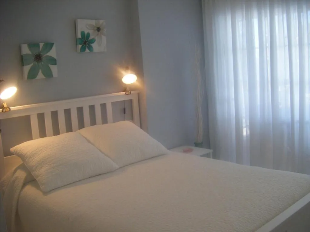 Apartamento Cristal, Centrico, Luminoso, Amplio, 3 Dormitorios 托雷莫利诺斯 公寓