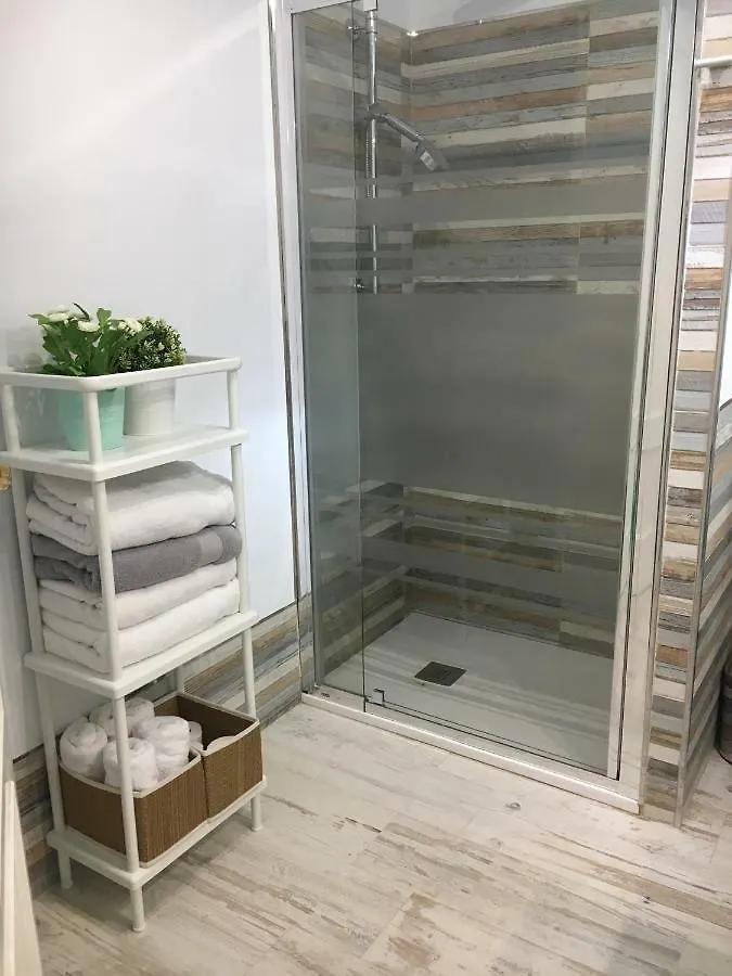 Apartamento Cristal, Centrico, Luminoso, Amplio, 3 Dormitorios トレモリノス