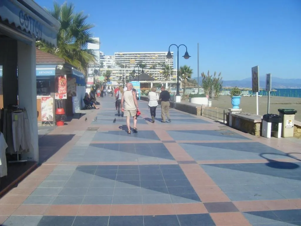 Apartamento Cristal, céntrico, luminoso, amplio, 3 dormitorios Torremolinos 0*,